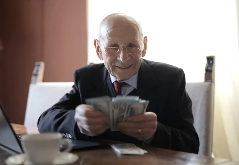 how much is old age pension in canada