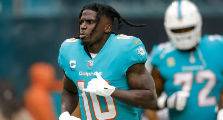 how many kids does tyreek hill have